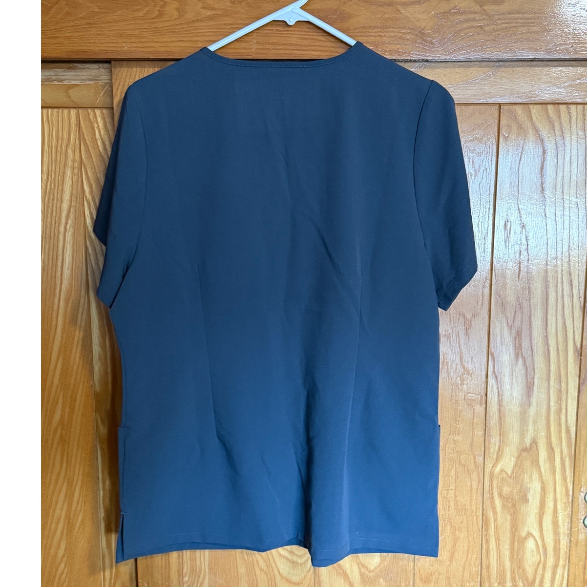 Mandala Scrubs Notch Neck Scrub Top - Dark Harbor (Size L) — image 4 of 8